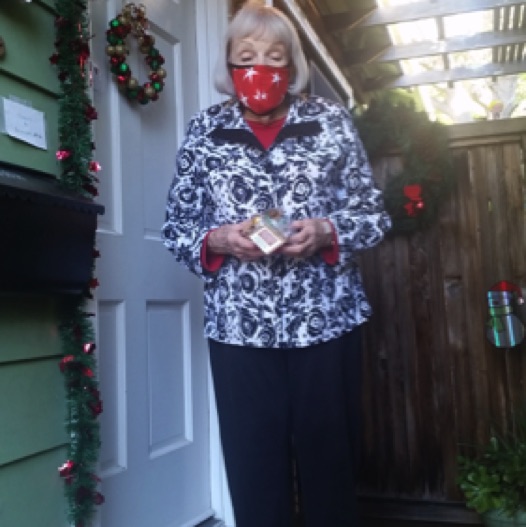 Maxine was one of many members who welcomed the holiday cheer amidst the pandemic